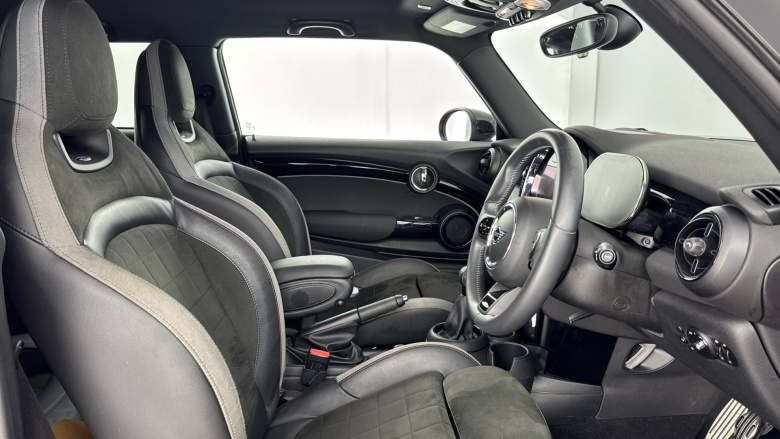 MINI Hatchback 1.5 Cooper Sport 3dr Petrol Hatchback